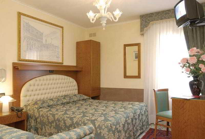 Hotel Il Moro Di Venezia Экстерьер фото